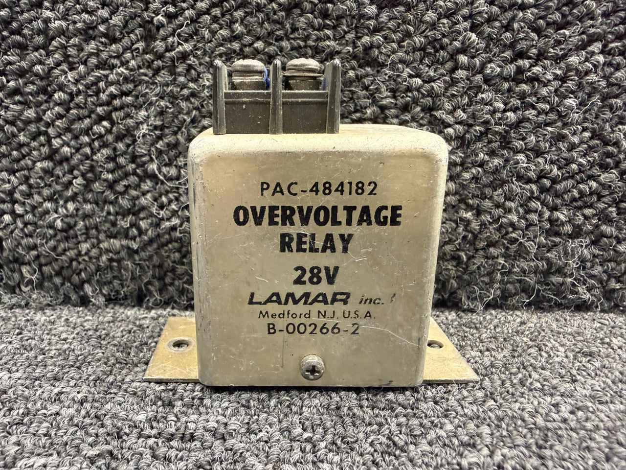 B-00266-2 (Alt: 484182) Lamar Overvoltage Relay (Volts: 28, Broken Fin)