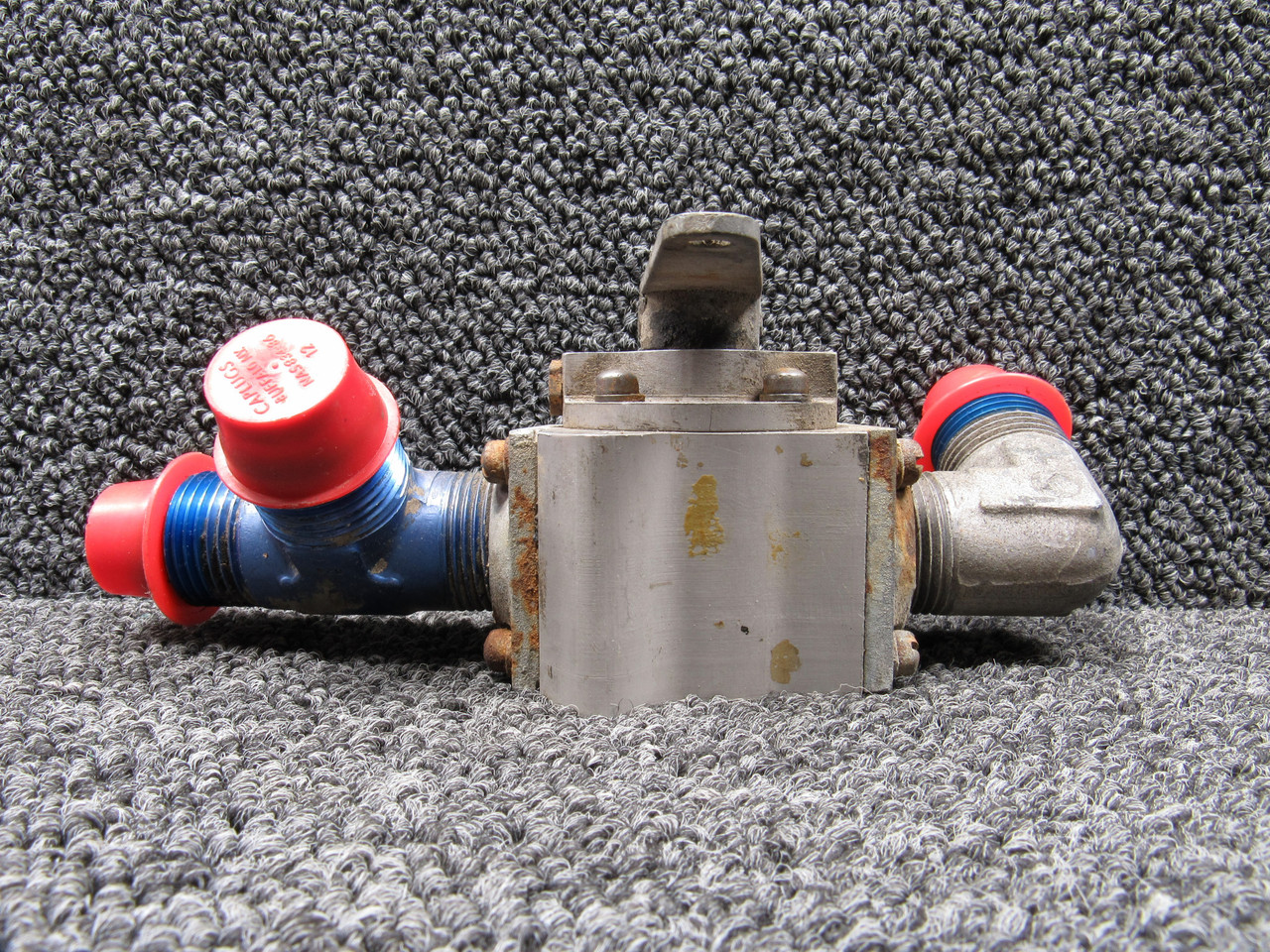 HE715-2 Beech H50 Oil Valve Assembly RH (Rust)