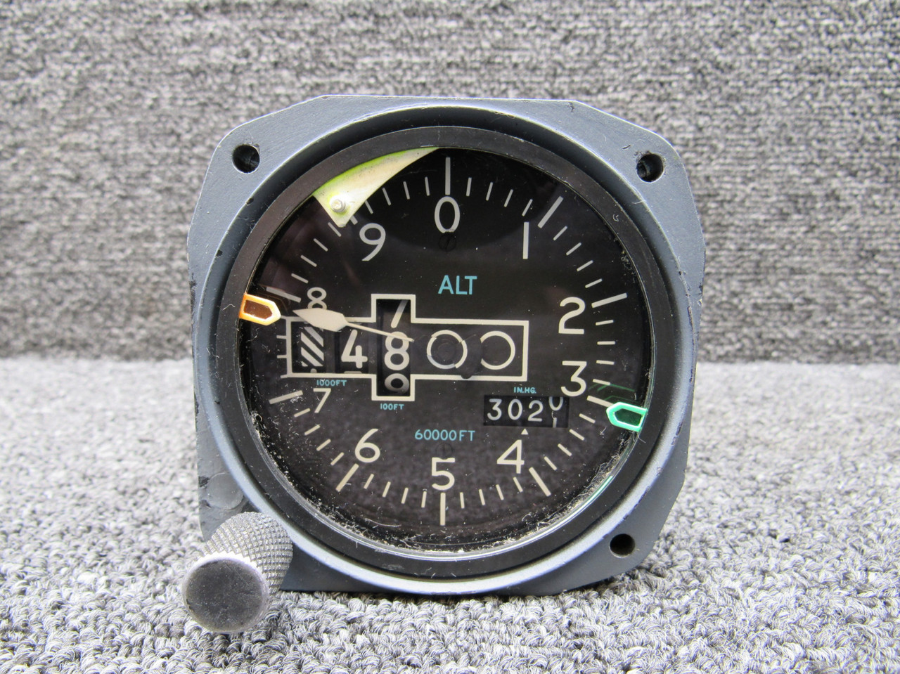 HA ページ 10460-11110 (Alt: C661072-0201) Aerosonic Altimeter For Sale