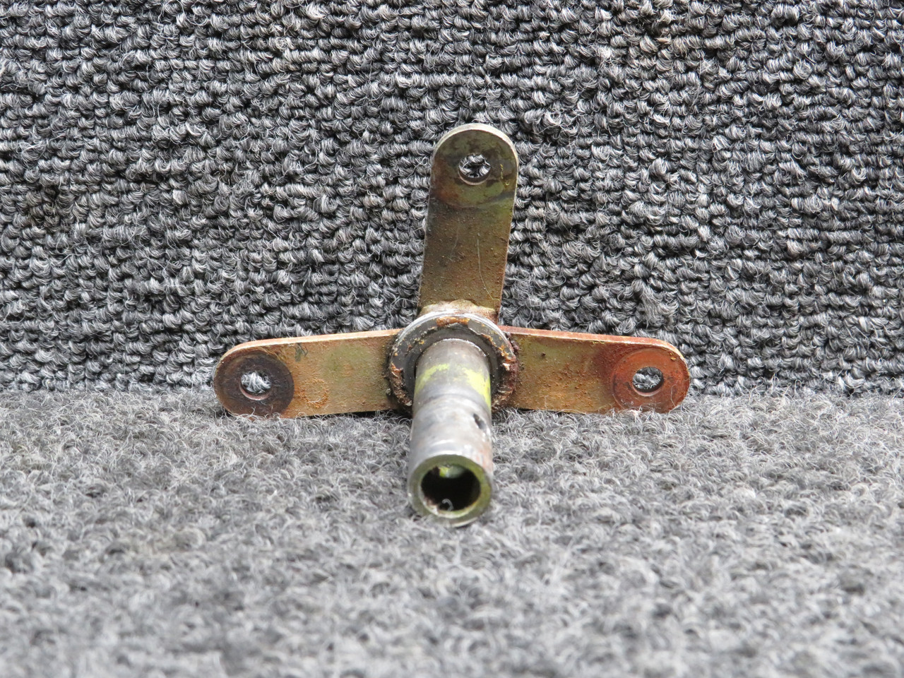 310211-501 Mooney M20C Cabin Door Handle Shaft