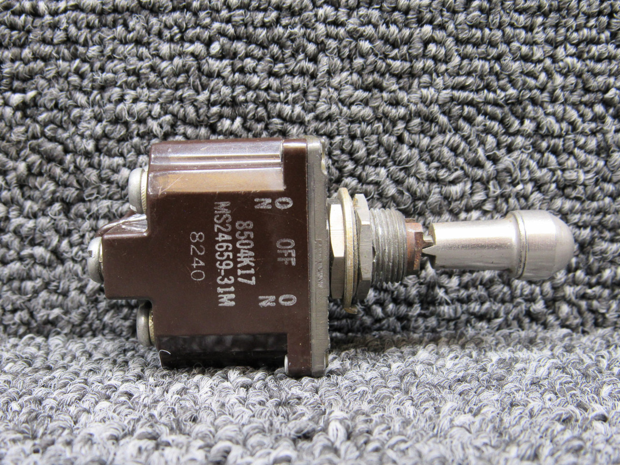 8504K17 (Alt: MS24659-31M) Culter-Hammer Toggle Switch