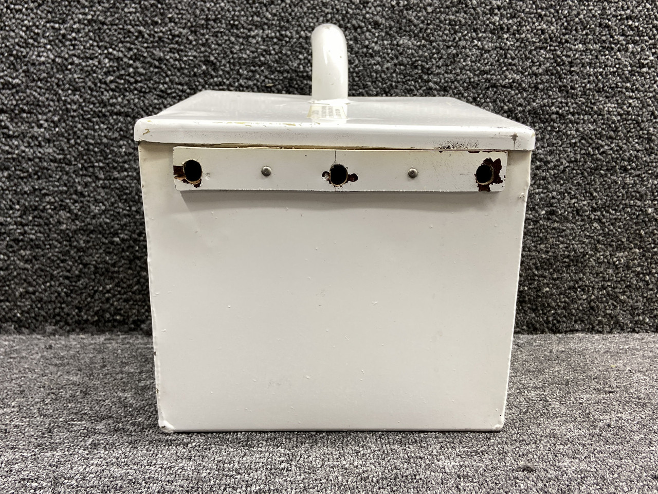 36-369023-1, 36-364025-51 Beechcraft A36 Battery Box Assembly w Lid