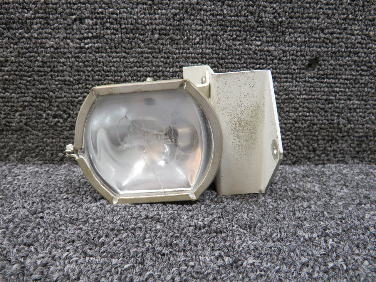 30-1414-3 Cessna Citation III 650 Recognition Light Assembly LH