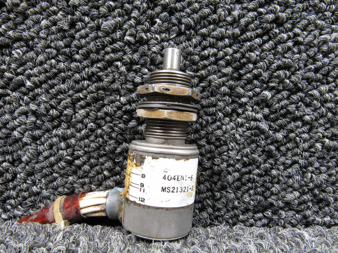 404EN1-6 (Alt: MS21321-2) Micro Switch Landing Gear Switch Unit