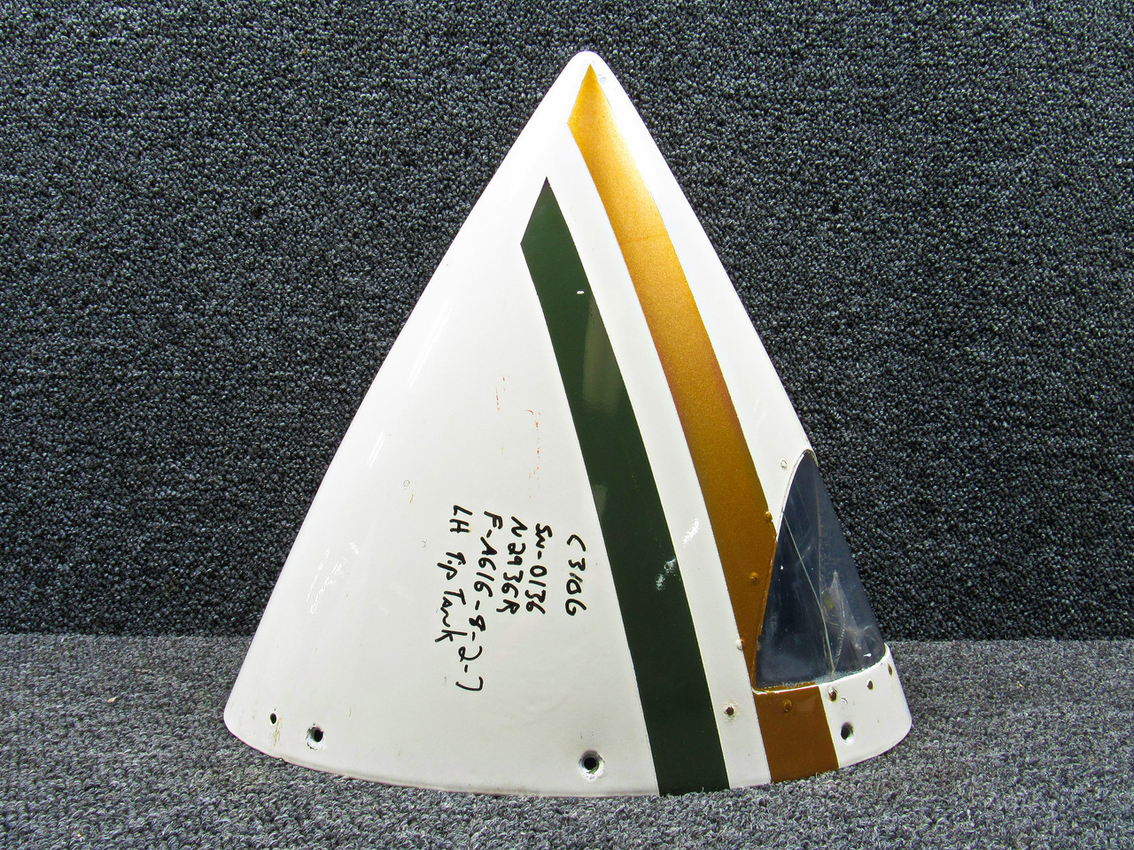 0823411-1 Cessna 310G Tip Tank Nose Cap with Small Lens LH
