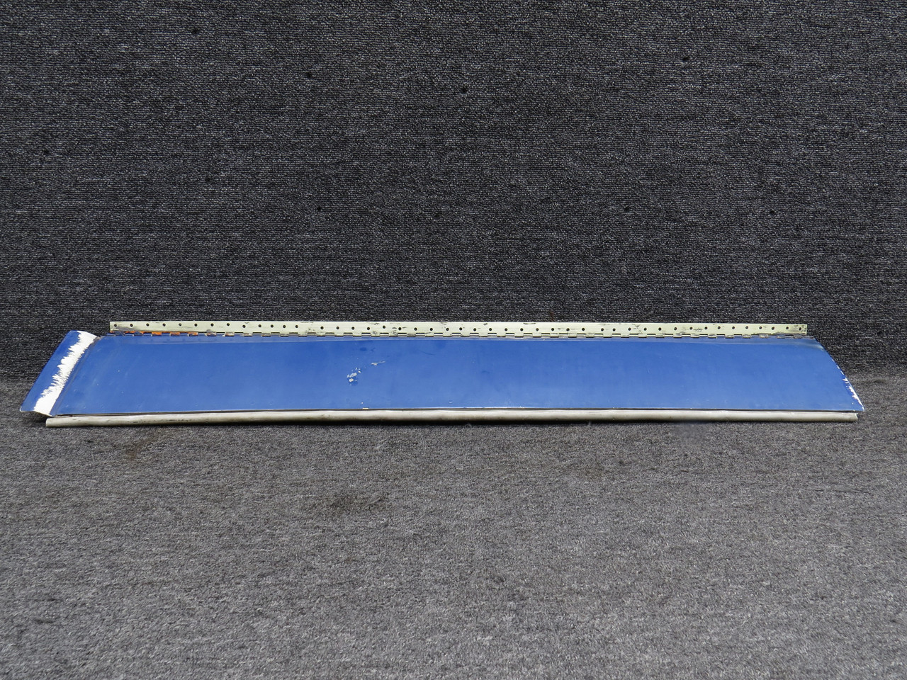 りゅうDETAILER 2391062-2 Lear Jet L25 Nose Landing Gear Door Right Hand Unit