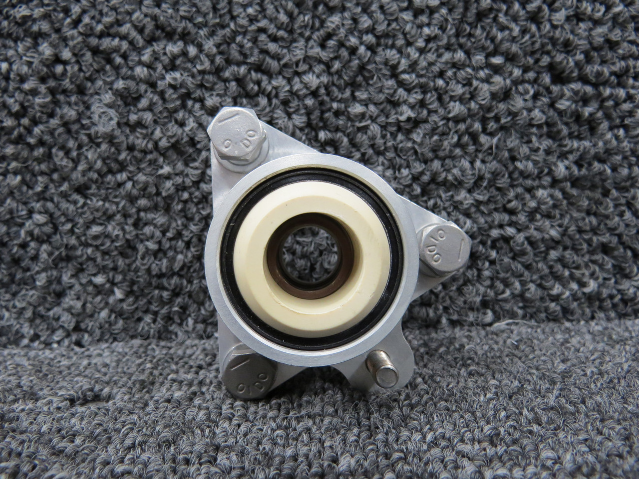 31269-003 Cirrus Vision Jet SF50 Alternate Gear Extension Pulley Bearing Coupler