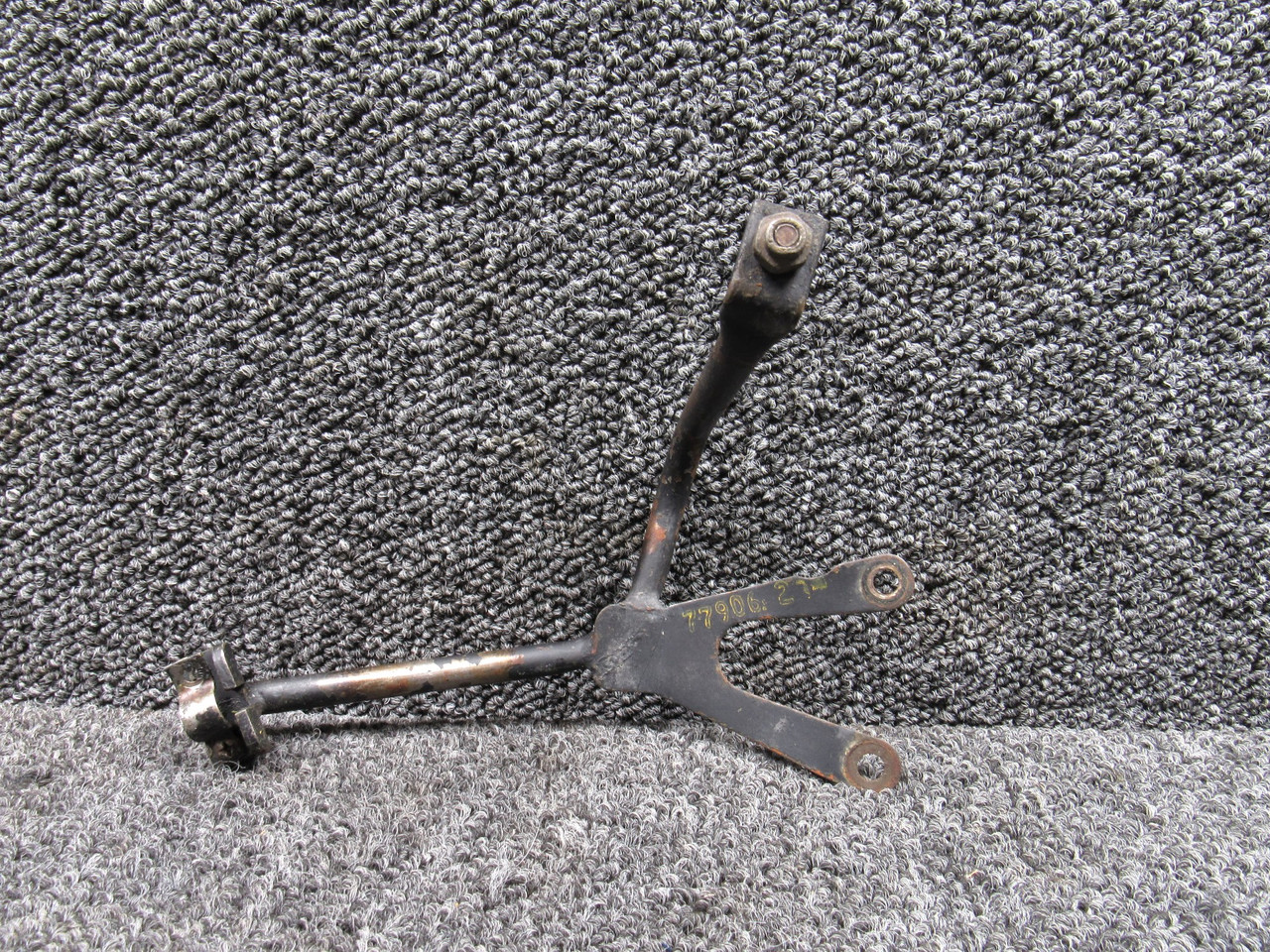 77906-002 Mixture Control Bracket Support Assembly