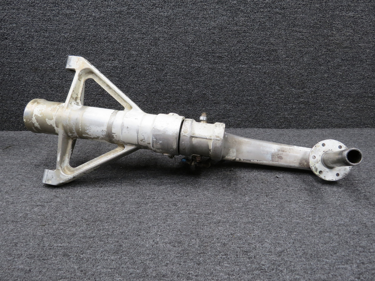 45504-009, 40257-003 Piper PA-31T Main Gear Strut Assembly RH (Damaged)