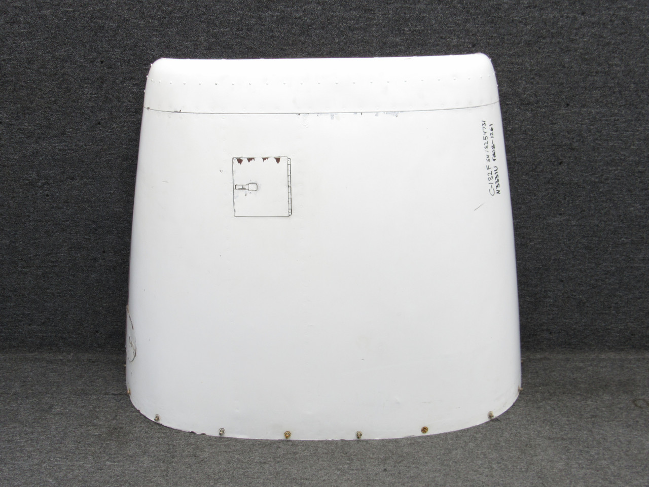 Nakeページ 0752706-3 Cessna 182F Upper Cowl with Nose Cap Unit