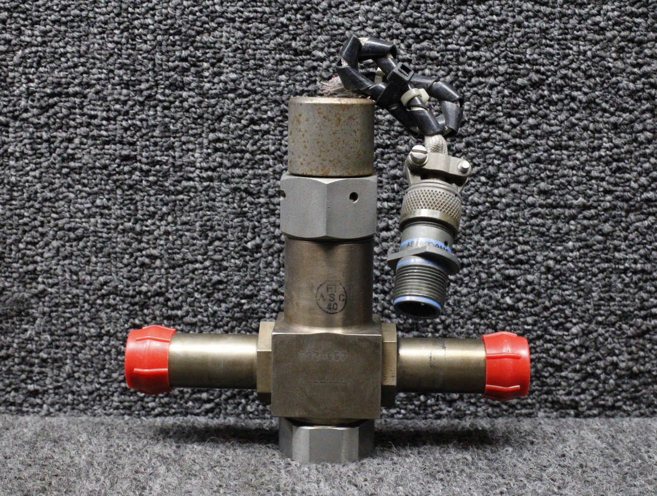 4712-19 (Alt: 592-657) Piper PA46-500TP ASC Vacuum Pressure Valve
