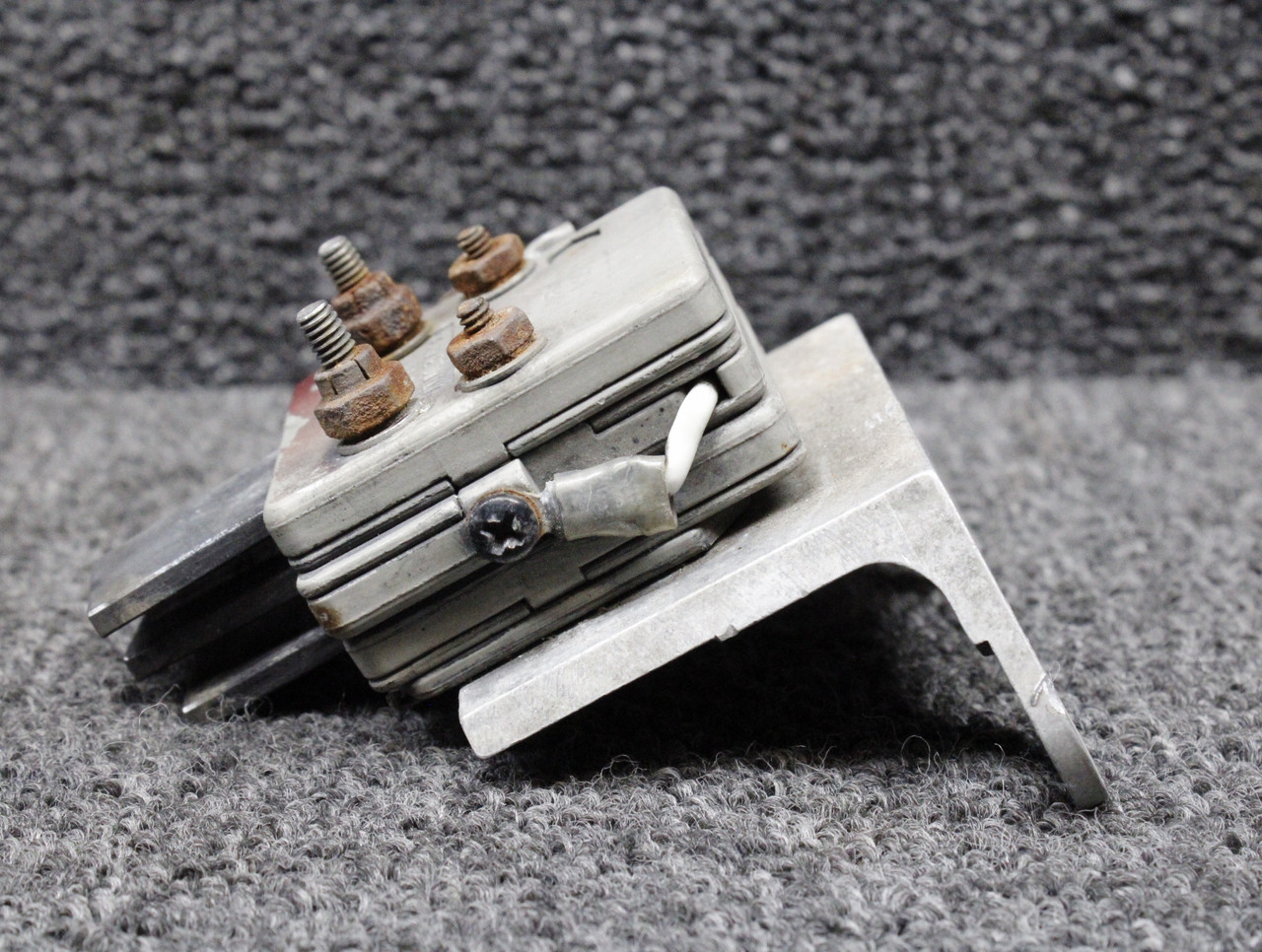 3E2342-4 (Alt: 452-112) Piper PA46-500TP Propeller De-Ice Brush Block w Bracket