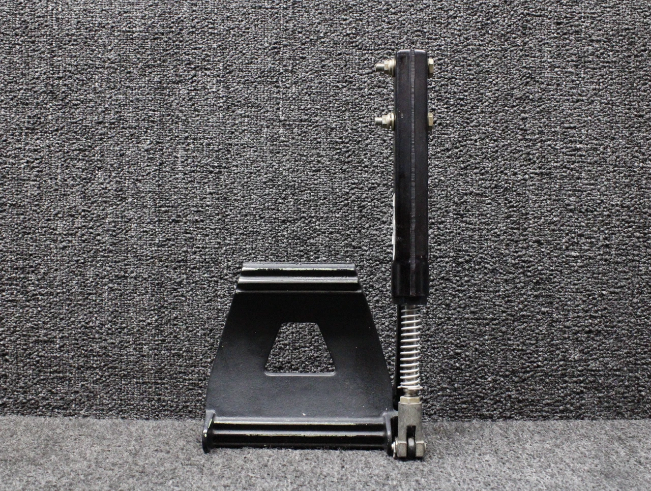 82853-002, 82805-3-G Piper PA46-500TP Rudder Pedal with Master Brake Cylinder LH