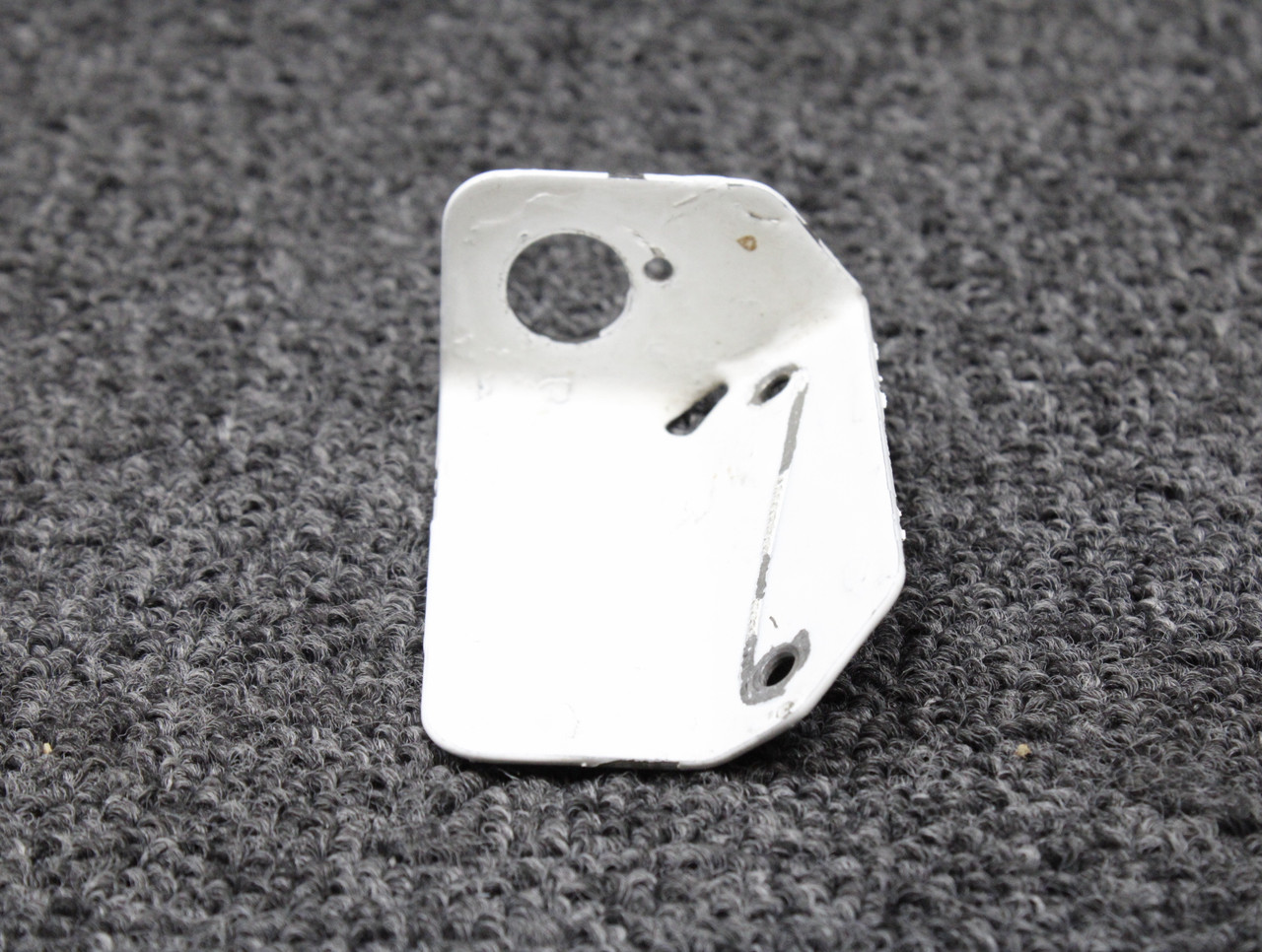 104559-002 Piper PA46-500TP Main Gear Squat Switch Bracket LH