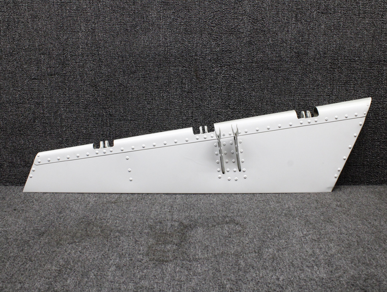 102064-002 Piper PA46-500TP Rudder Trim Tab Assembly (Cracked Hinge)