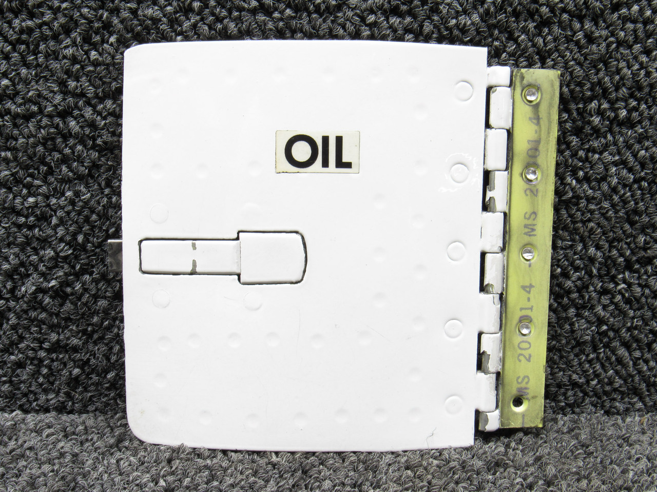 101-910126-89 Beechcraft 300 Cowling Oil Access Door Assembly