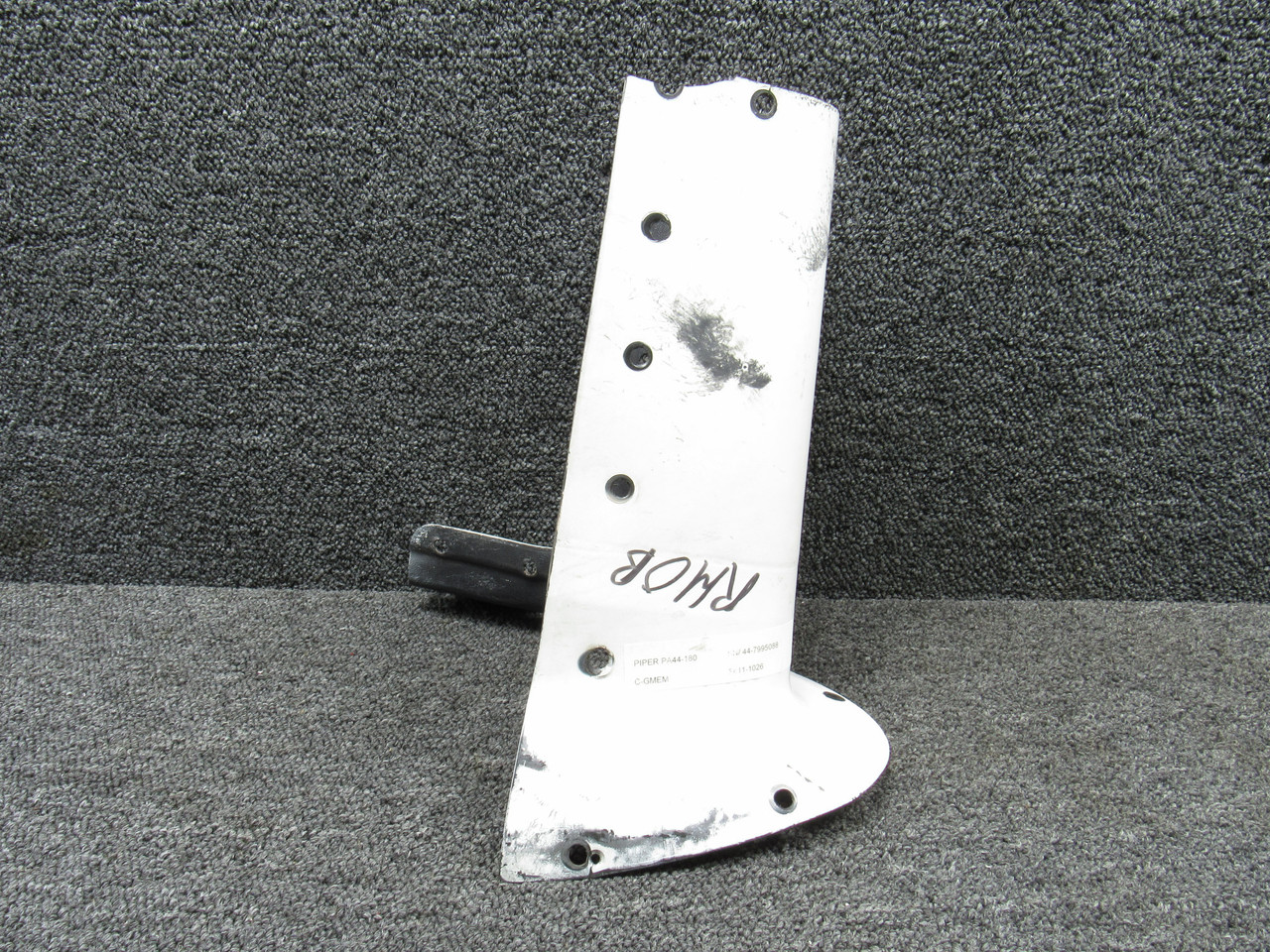 86569-009 Piper PA44-180 Nacelle Fairing Assembly RH Outboard