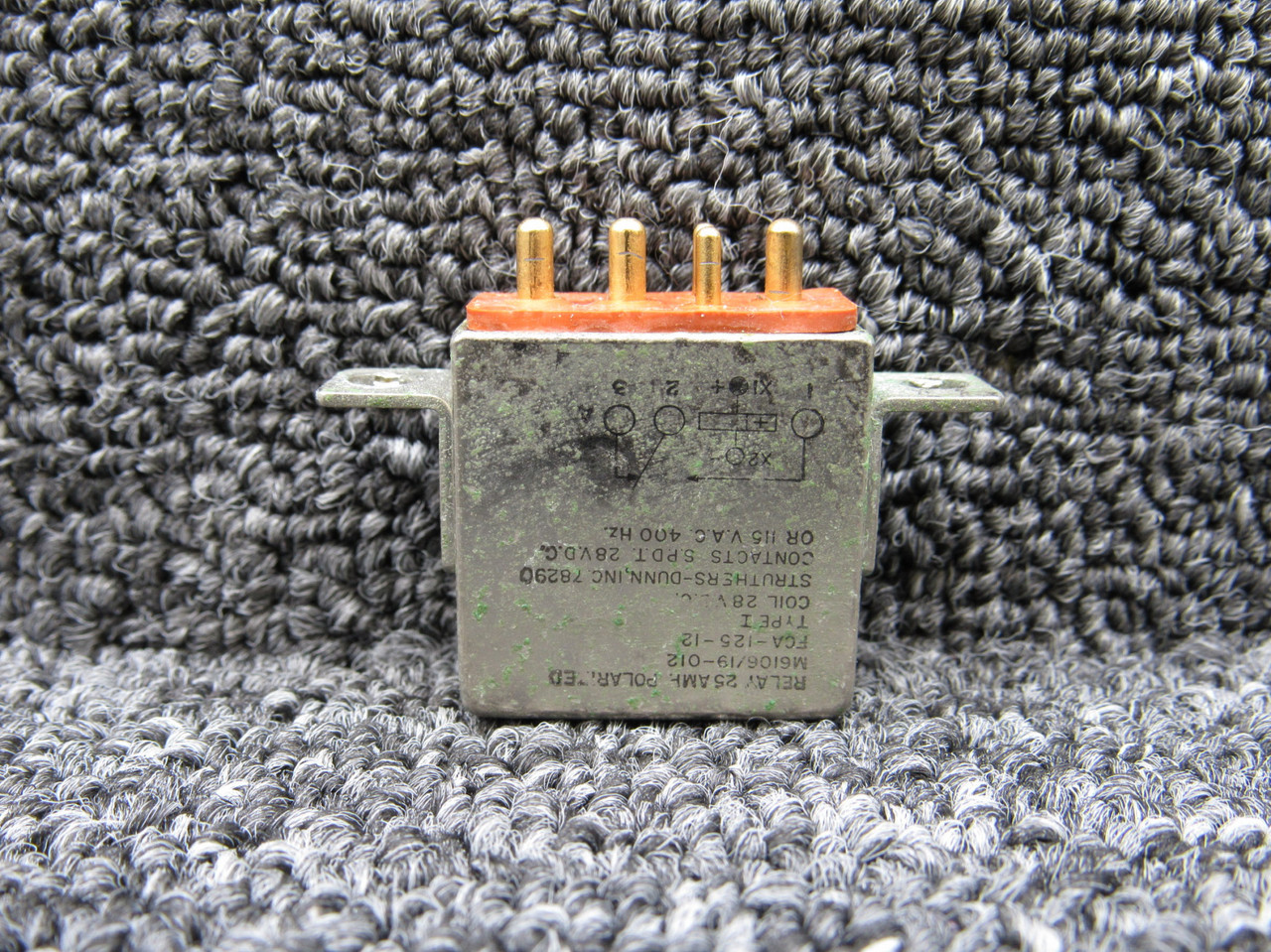M6106-19-012 (Alt: FCA-125-12) Struthers-Dunn Relay 25 Amp Polarized