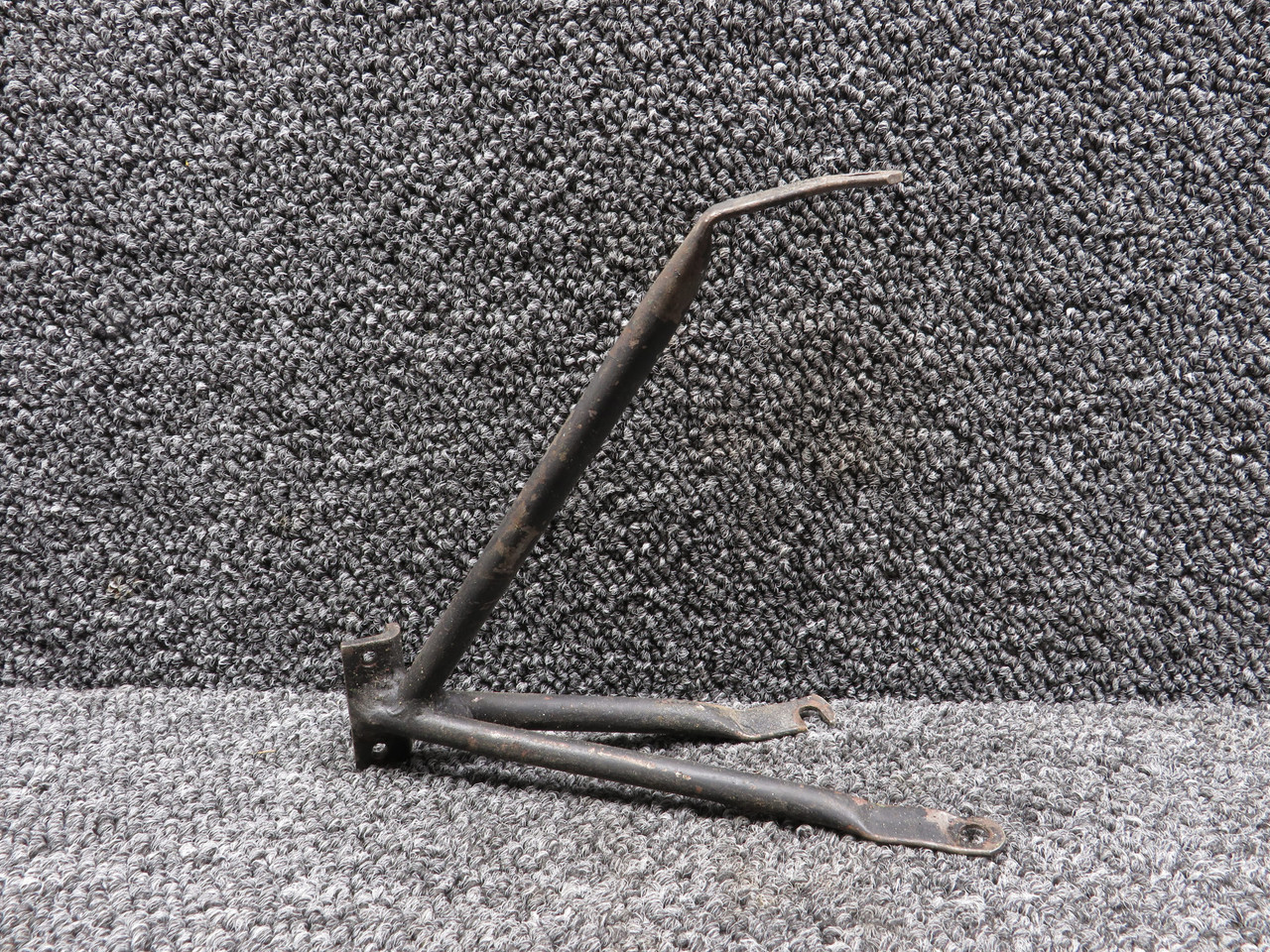 68026-000 Piper PA28R-180 Governor Support Bracket Assy
