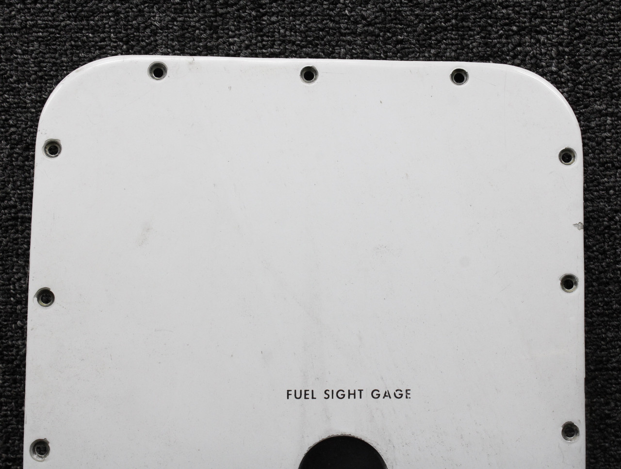 Fページ　aah 000-110187-1 Beechcraft 58 LH Fuel Sight Gauge Access Cover