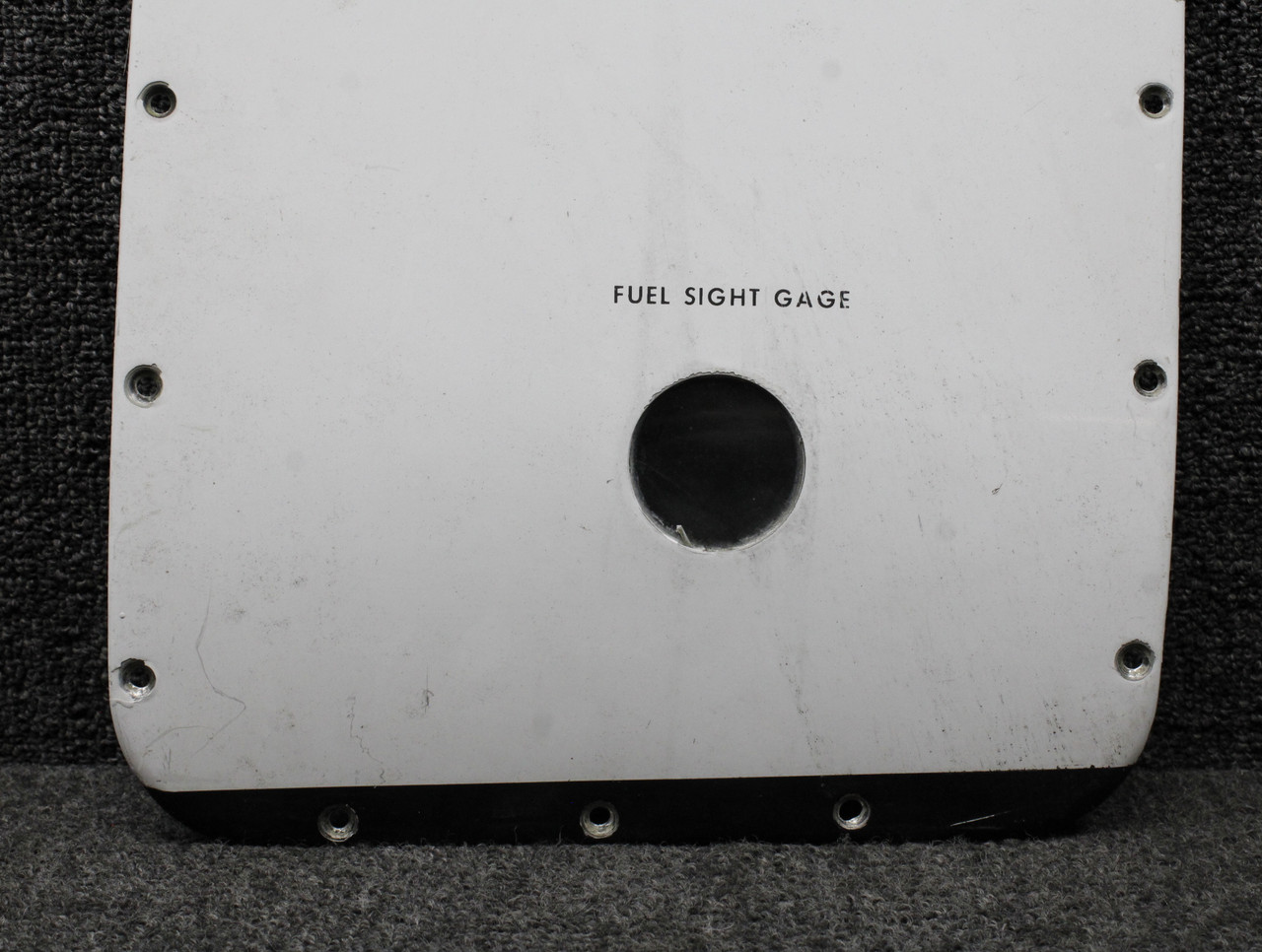 000-110187-1 Beechcraft 58 LH Fuel Sight Gauge Access Cover
