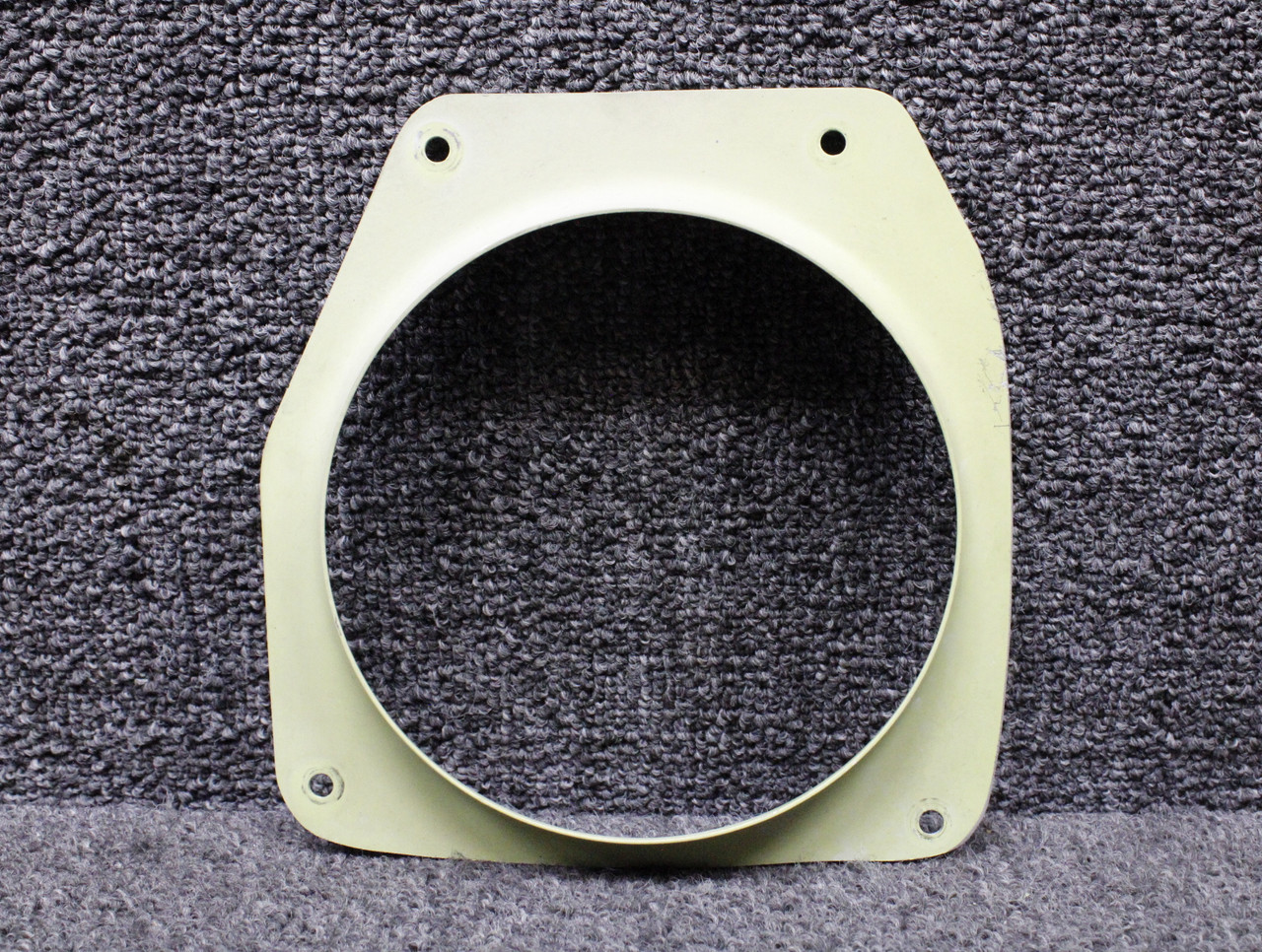 96-960011-4 Beechcraft 58 Accumulator Support RH