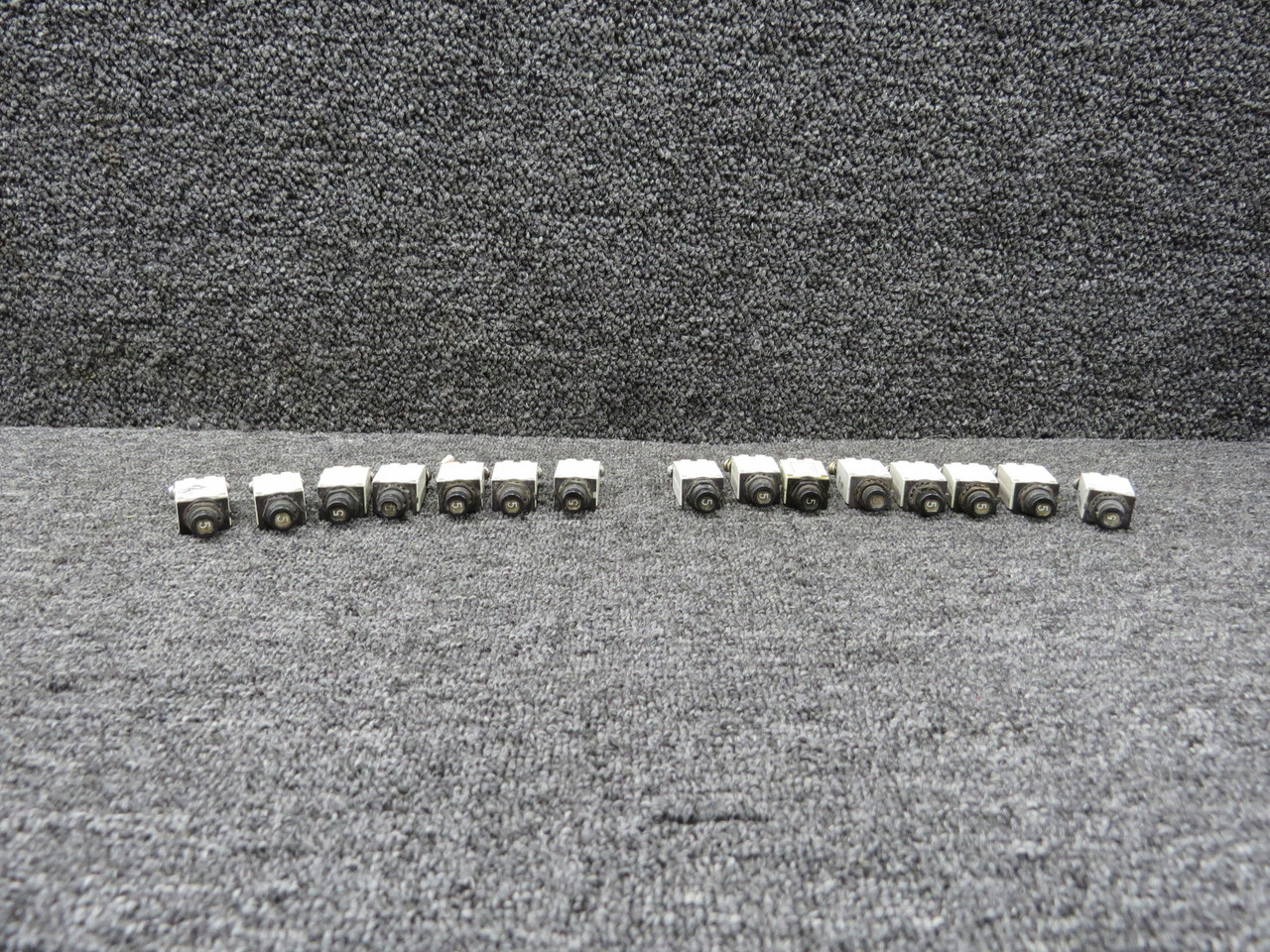 7277-2-5, 7274-2-5 Klixon Push to Reset Circuit Breaker Set of 15 (Amps: 5)