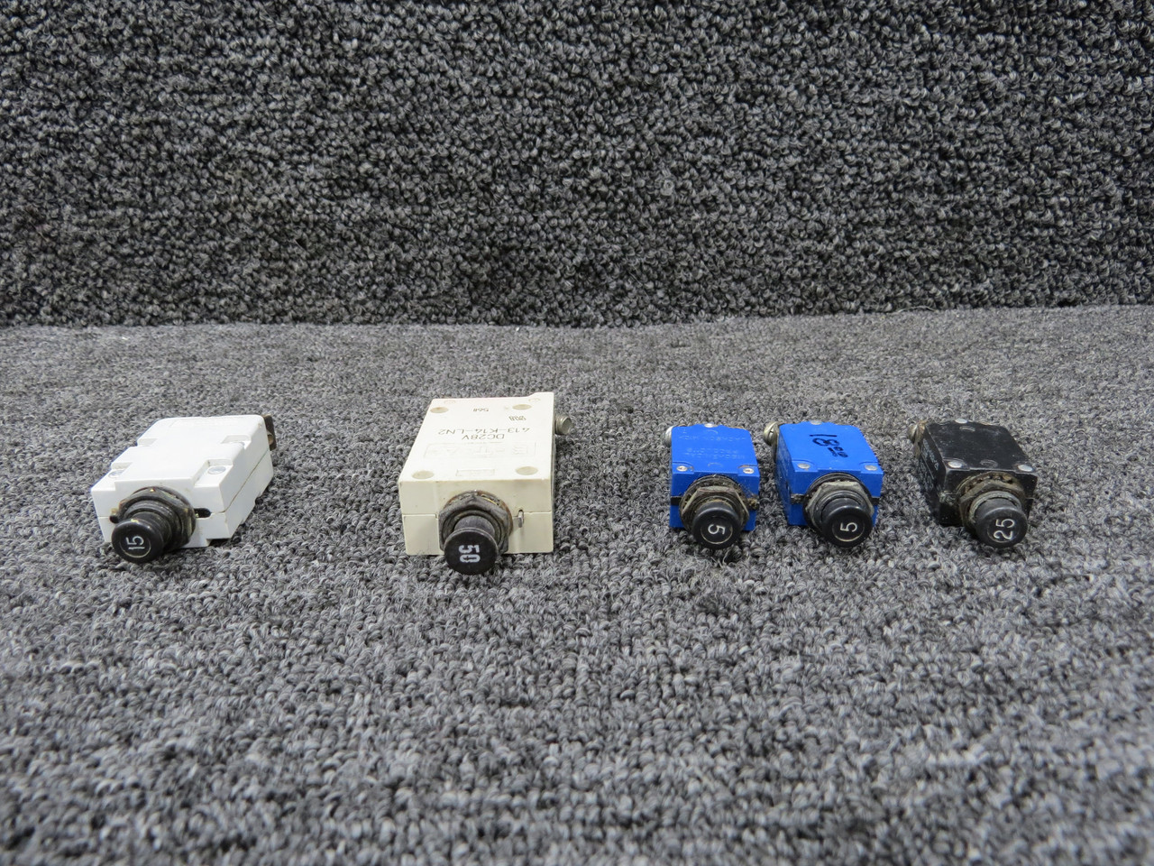 4200-001-5, 4200-002-25 Eaton-Mechanical Products Circuit Breaker Set of 5