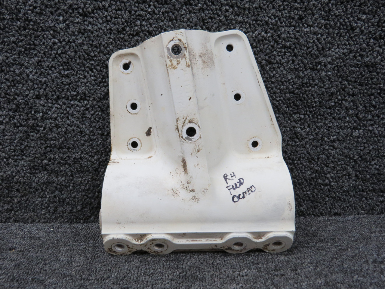 D2665-2 Bell 206B Dart Aerospace Forward Outboard Saddle RH