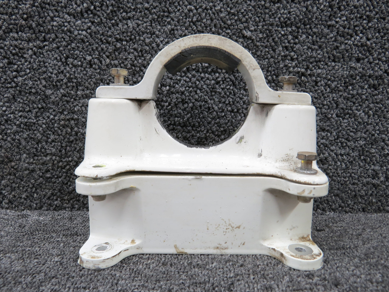 206-030-104-1 Bell 206B RH Skid Block with Spacer Block