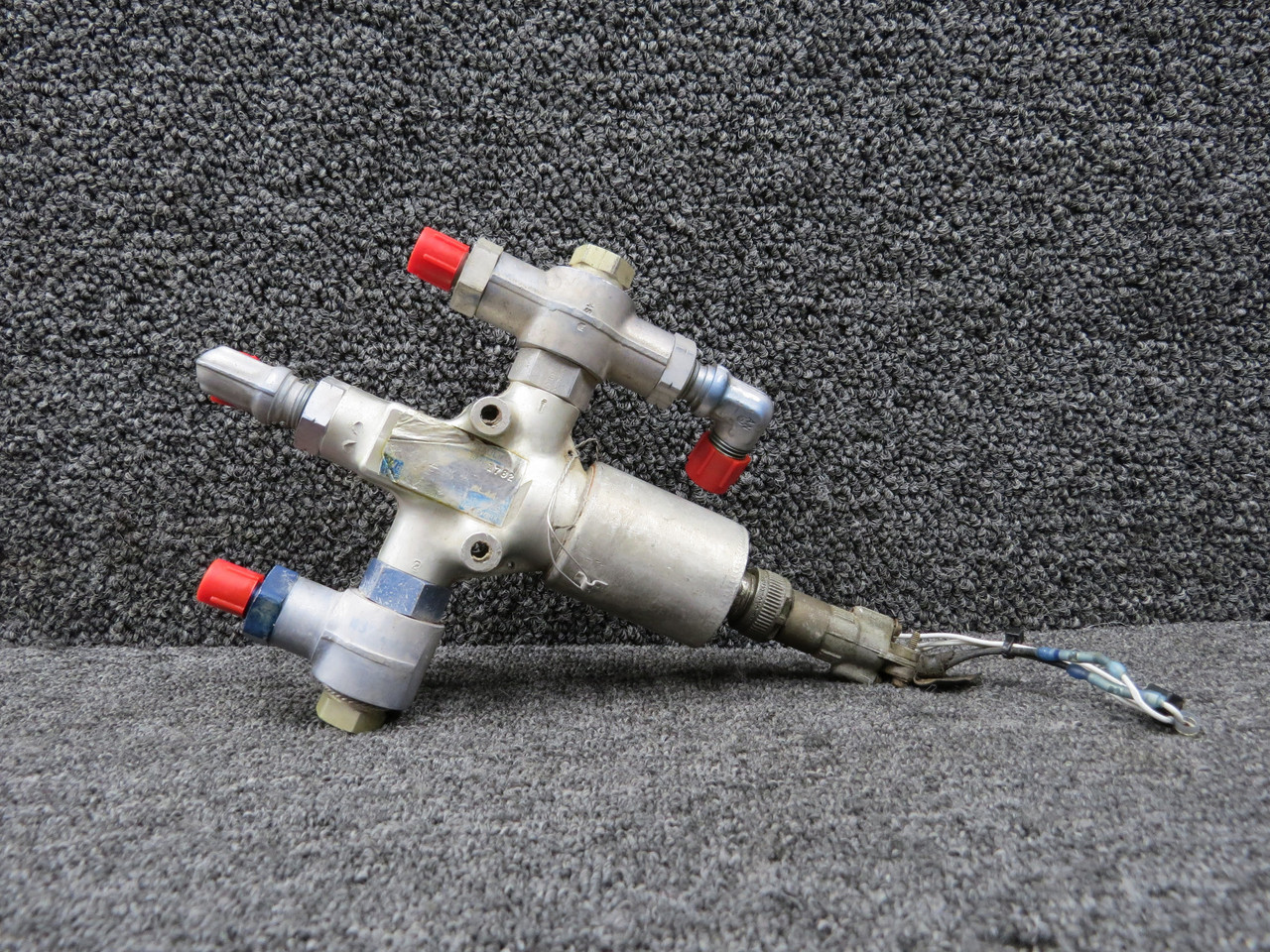 13068 Wright Components Inc Hydraulic Valve Assembly