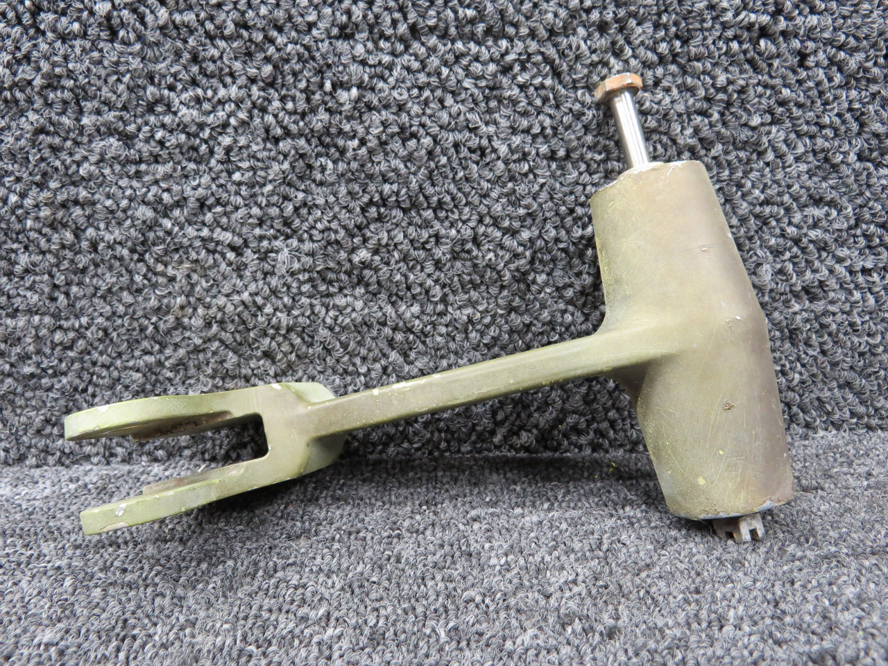 206-001-746-009 (Cast: 206-001-746-005) Bell 206B Idler Assembly