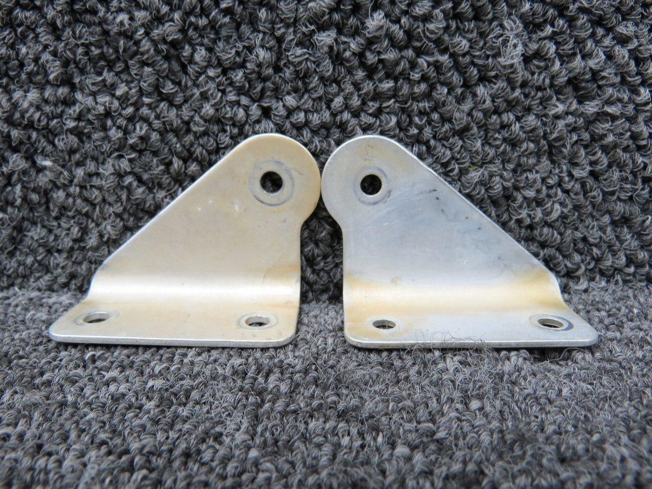 50815-000, 50815-001 Piper PA-31T Cowl Flap Actuator Bracket LH and RH