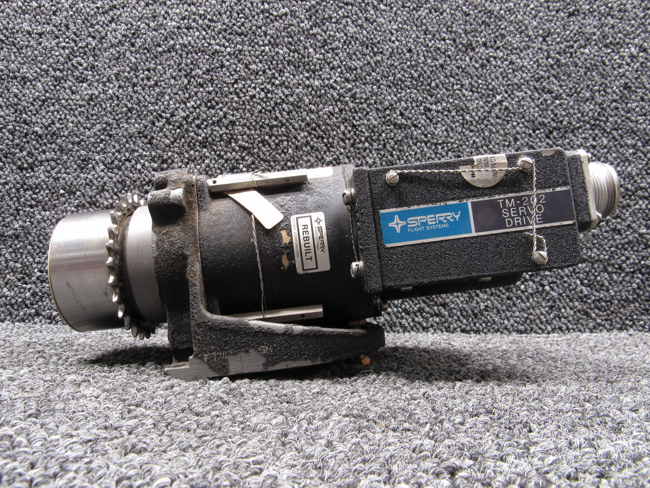 4011097-906 Sperry TM-202 Trim Servo with Sprocket and Bracket