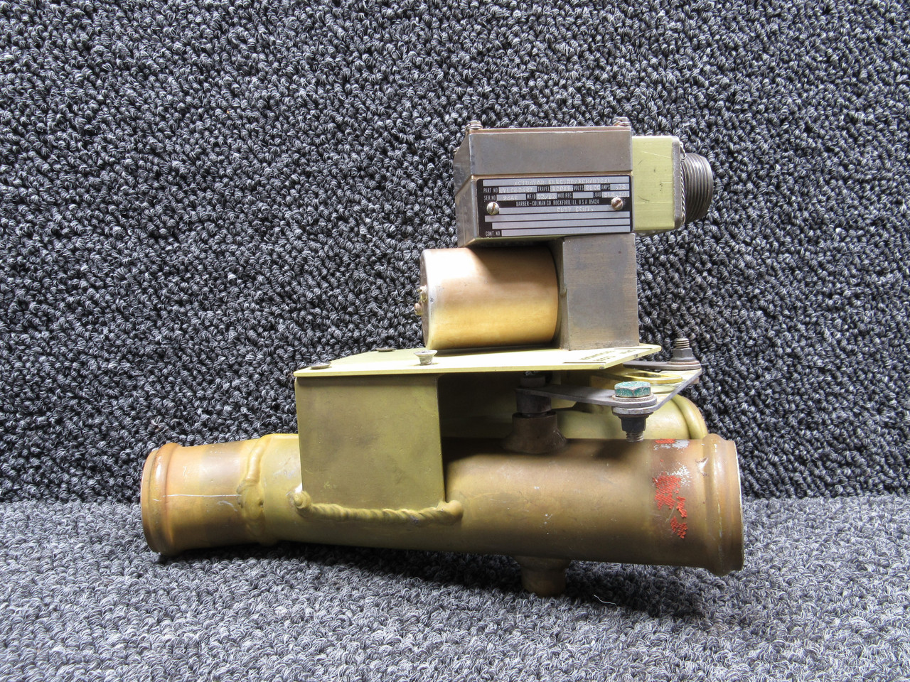 50-554341-2, NYLC50427 Beechcraft KA-E90 Bypass Valve Assembly RH (28V)