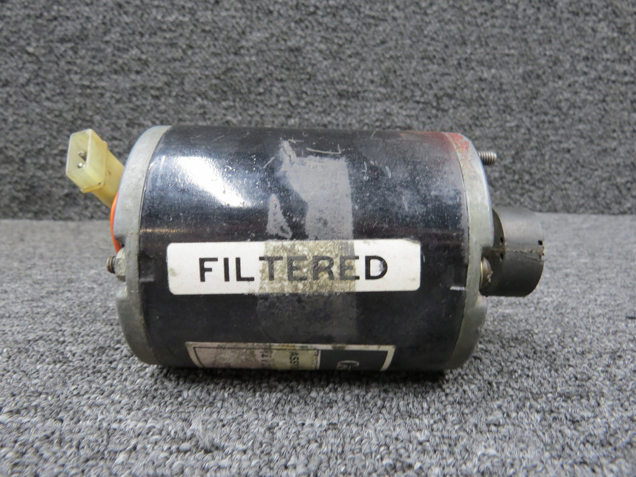 n673ページ C301001-0702 Cessna 177RG Flap Actuator Motor Assembly (14 Volts)