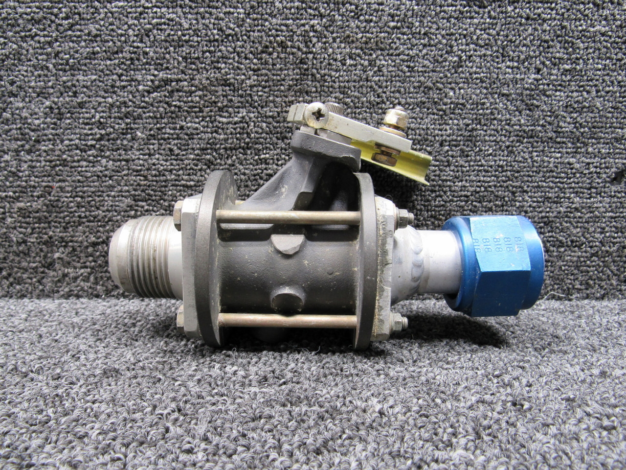 BYLB50168 (Alt: 6214528-12) Cessna Citation S550 Anti-Ice Valve with Fitting LH