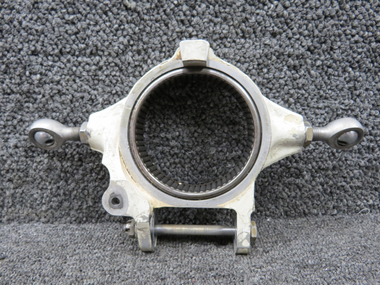 0743011-4 Cessna 172B Nose Gear Steering Collar Assembly