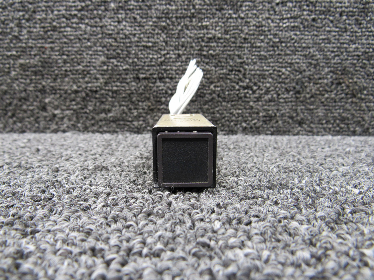 96182-581-962-203 Eaton GPS INTEG Annunciator Switch