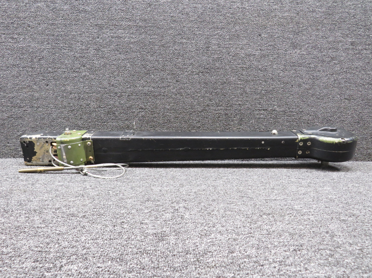 5565550-62 Cessna Citation S550 Control Column Assembly Right Hand