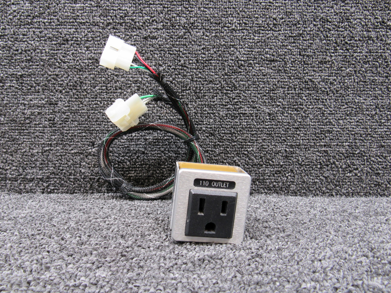 maページ 106001-4 Mid-Continent Outlet Unit