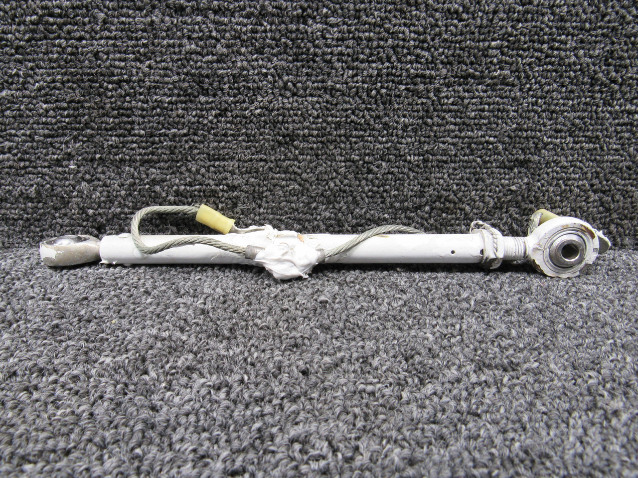 6565027-4 Cessna Citation S550 Outboard Outer Flap Pushrod Assembly