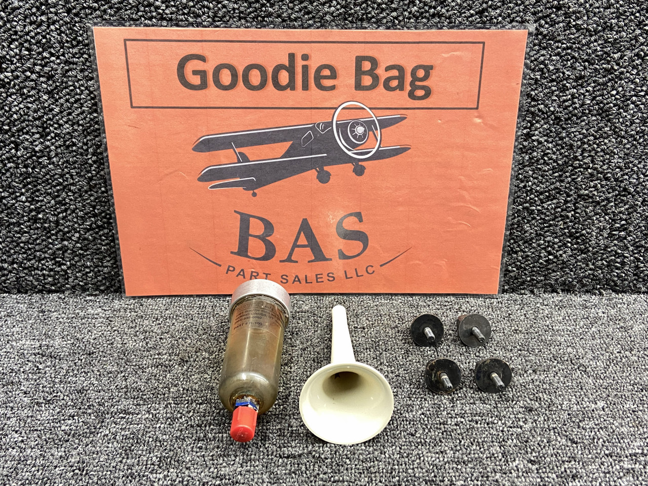 Cessna 162 Goodie Bag Set with Warning Horn, Eyebolts