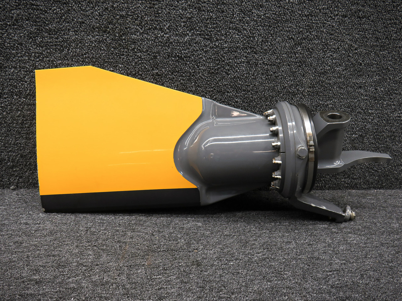 R1129ページ C016-7, C158-1 Robinson R44 Main Rotor Blade & Spindle Assembly
