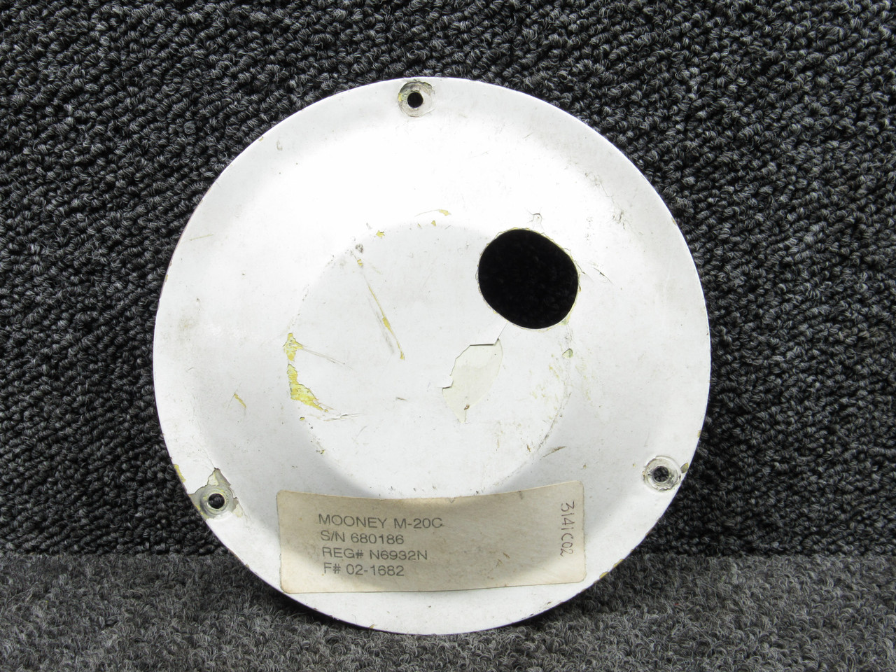 157-00900 Mooney M20C Main Wheel Hub Cap