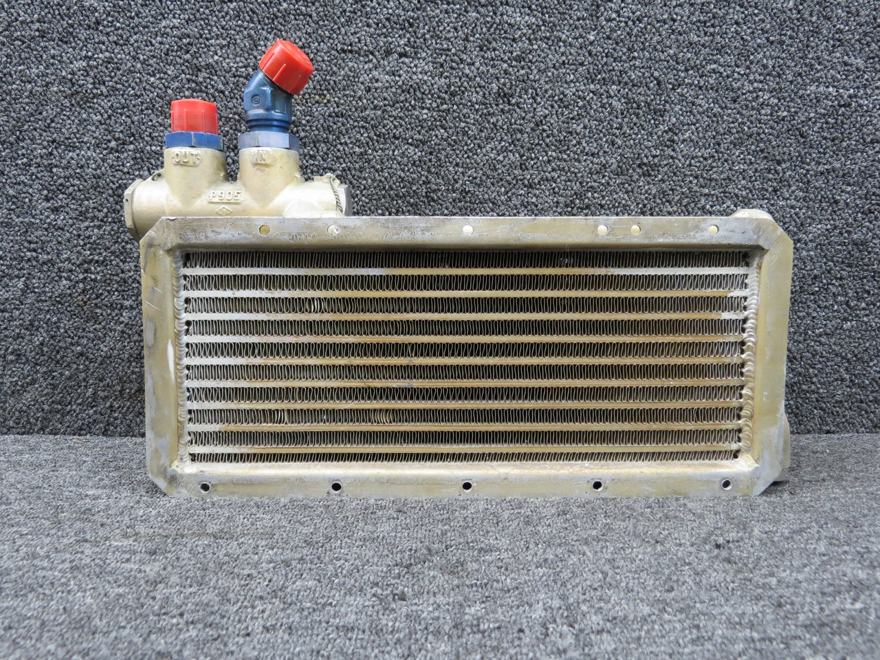 8537831 (Alt: 555-681) Harrison AP09AN13-06 Oil Cooler Assembly