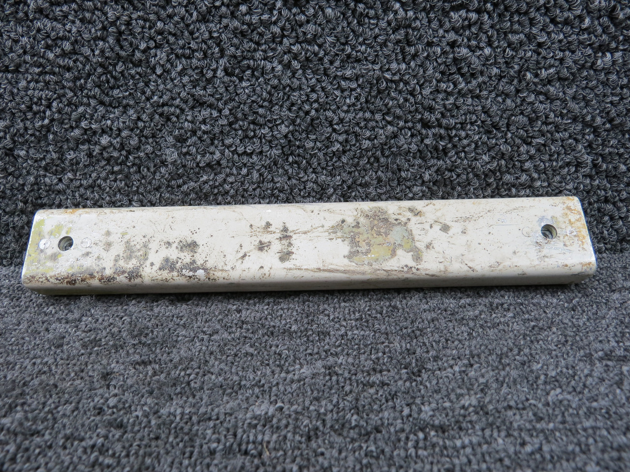 47681-000 Piper PA-31T Mounting Channel Assembly Outboard