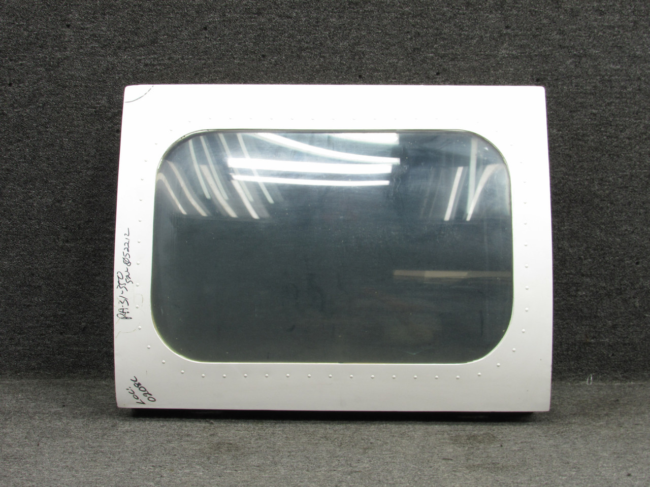 55259-023 Piper PA31 Emergency Window Assembly - Tinted