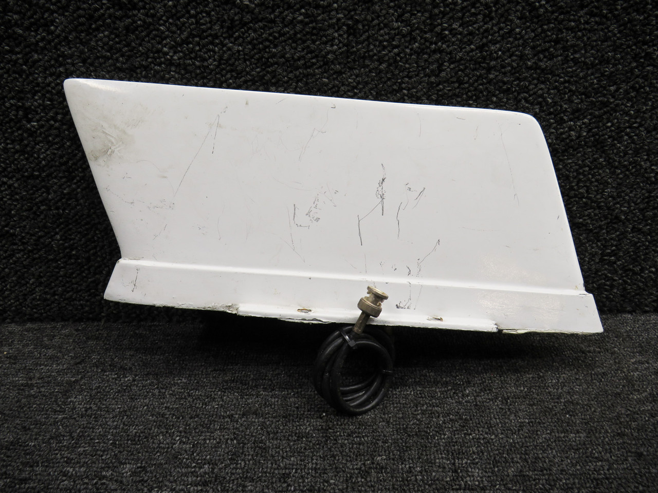 35-5012A Beechcraft Tail Mount Blade Antenna