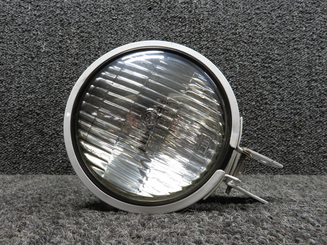 90-360010-5 Beechcraft KA-E90 Landing Light Assembly
